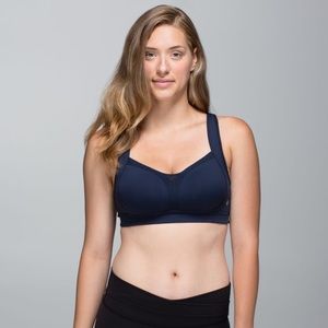 Lululemon Tat Tamer II 34DD